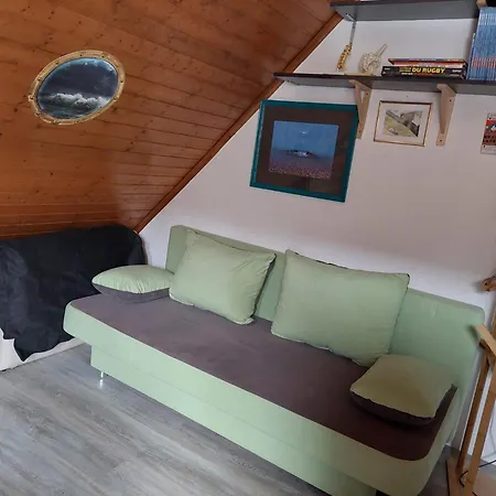 Quarto em Acomodações Particulares Dz Am Euroairport